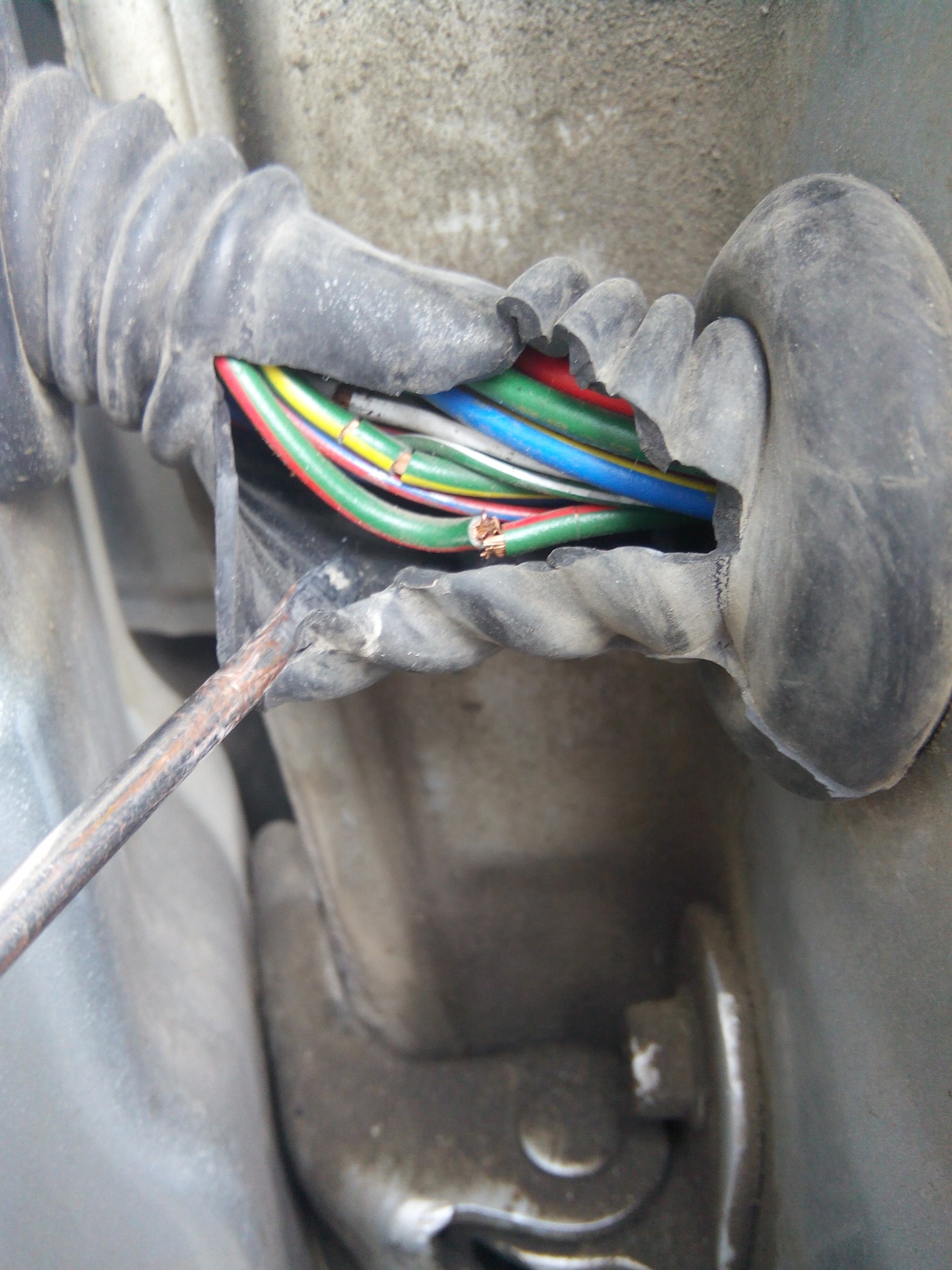 Не складывается правое зеркало.Часть II — Toyota Raum (10), 1,5 л, 1997 ...