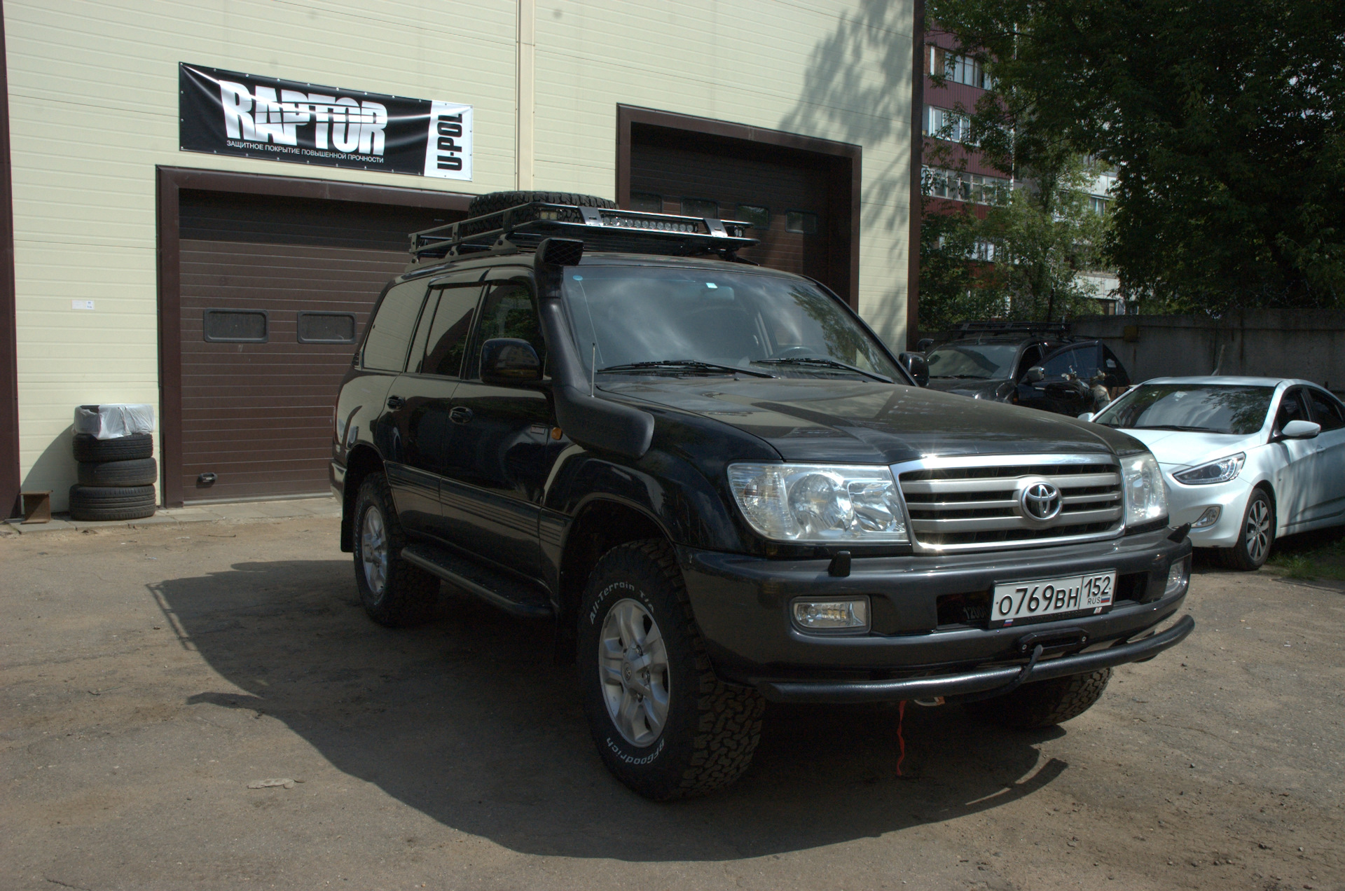 Крузер 100 лифт. Тойота ленд Крузер 100 на 33 колесах. Лифт ленд Крузер 100. Land Cruiser 100 лифт 2 дюйма. Land Cruiser 100 35".