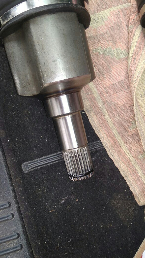 Замена полуосей. Стойки стаба. Тормозные колодки на перед. Ремень и ...