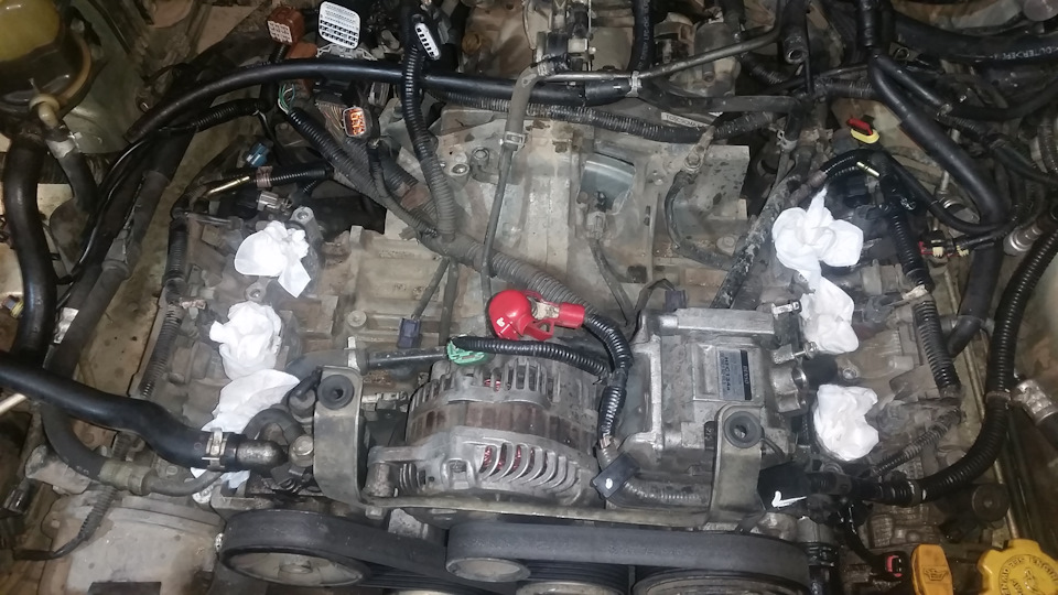 Впуск снят. — Subaru Tribeca B9