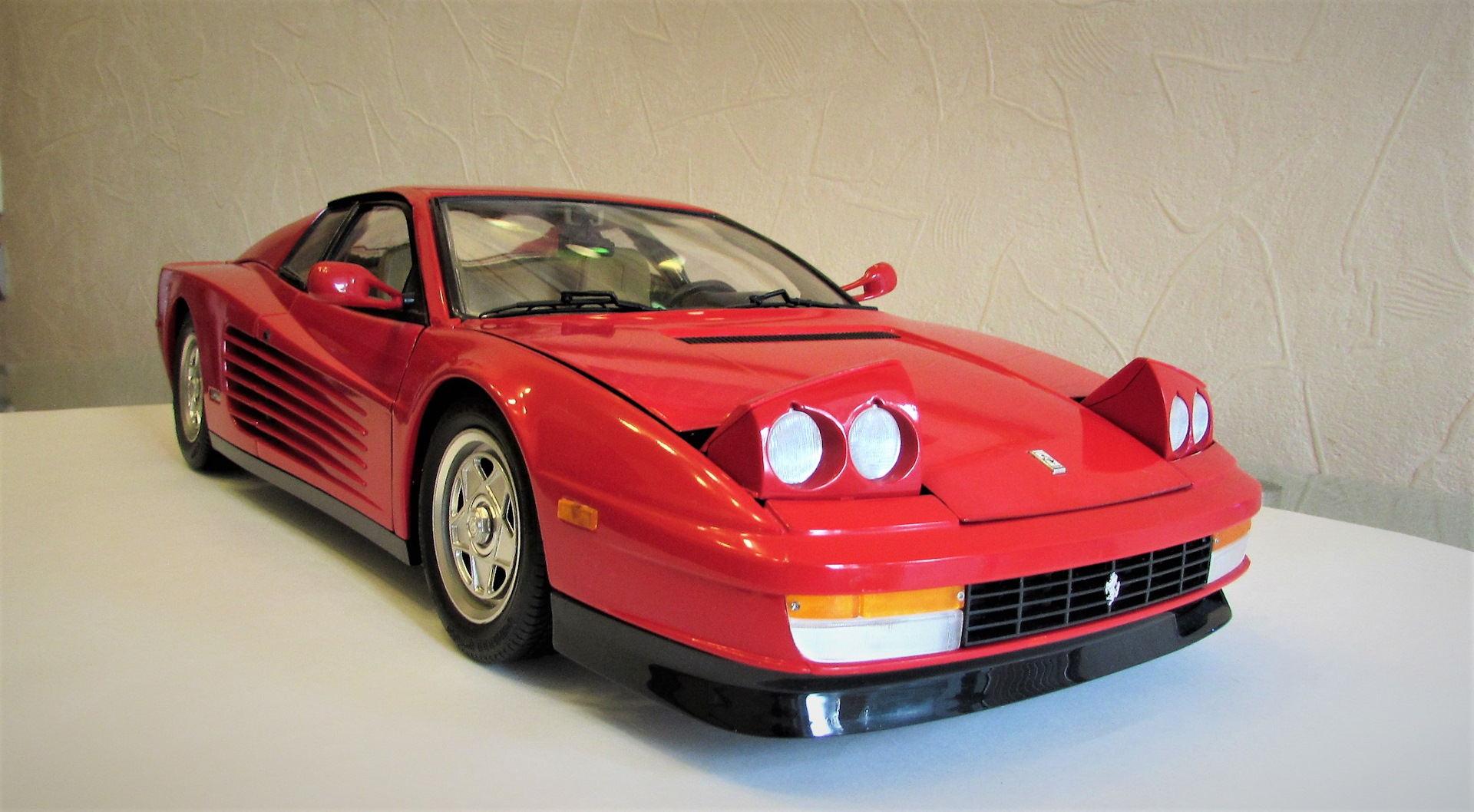 Ferrari Testarossa модель