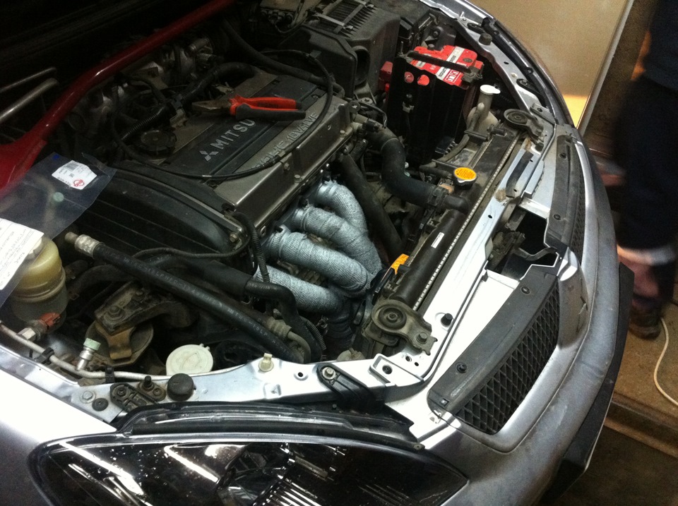 Ставим паук, и меняем всю выхлопную систему! — Mitsubishi Lancer IX, 2 ...