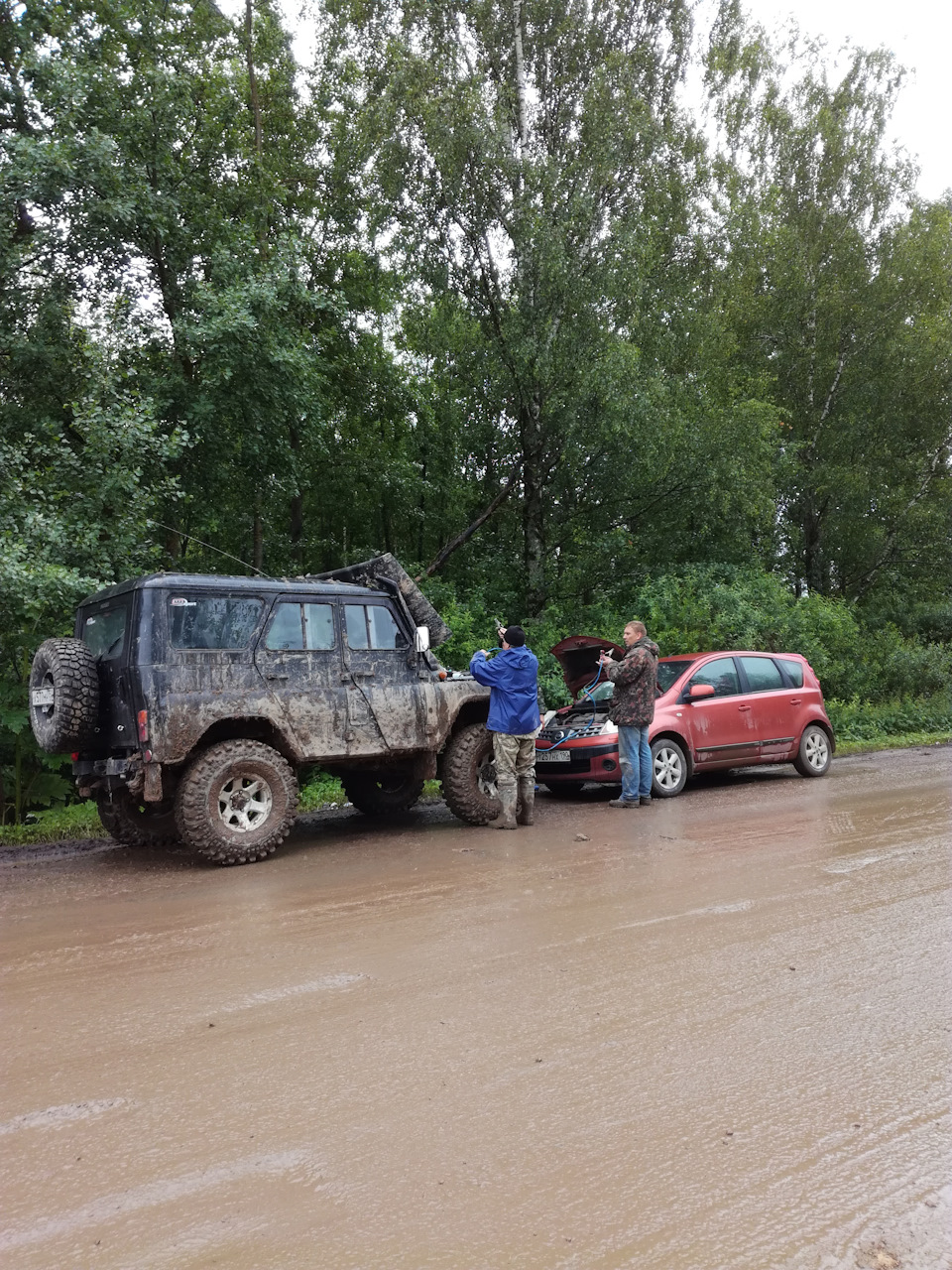 Не ездите детишки на Нашествие гулять — Nissan Patrol (Y61), 4,8 л, 2006  года | покатушки | DRIVE2