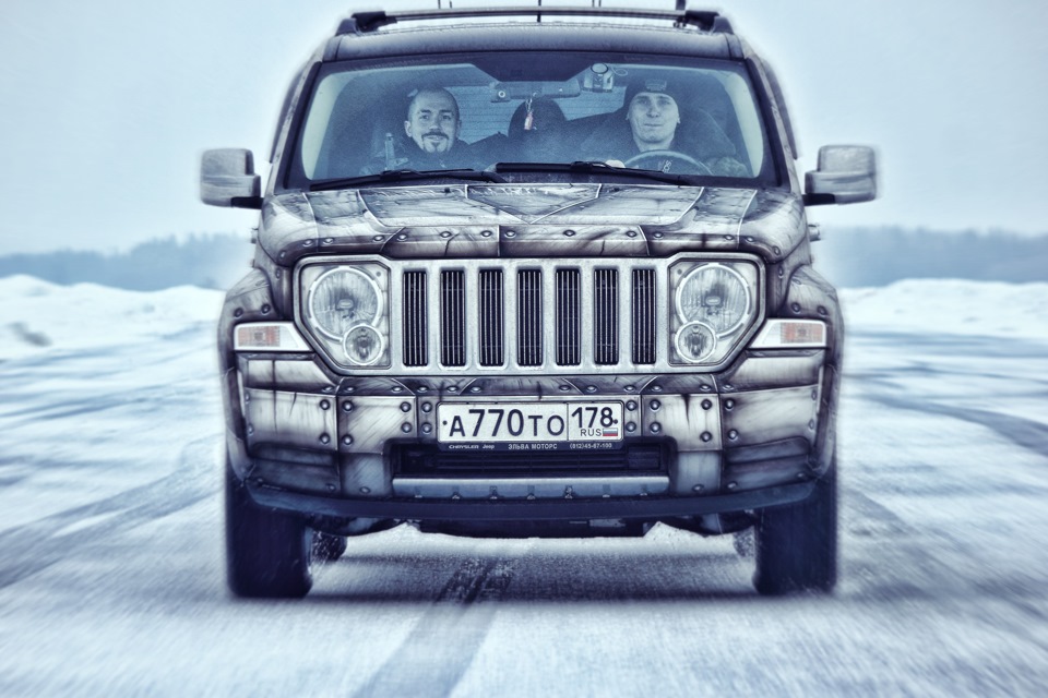 Фото в бортжурнале Jeep Cherokee (KK)