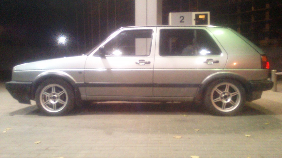 Volkswagen Golf Loud BASS