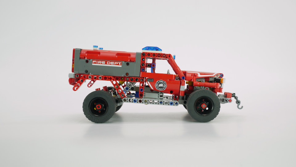 Lego 42075 technic first hot sale responder