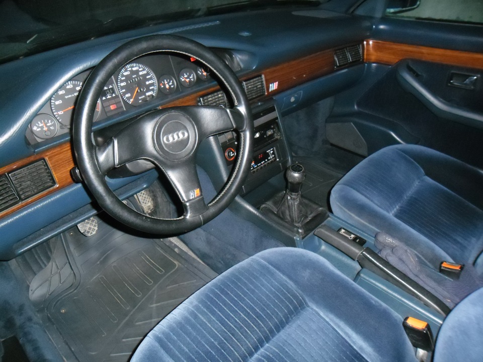 audi 100 c3 салон