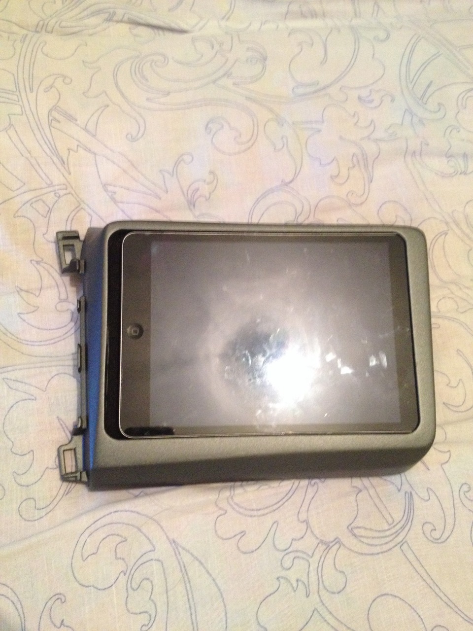 дополнение рамка под ipad mini — Honda Civic 4D (9G), 1,8 л, 2012 года ...
