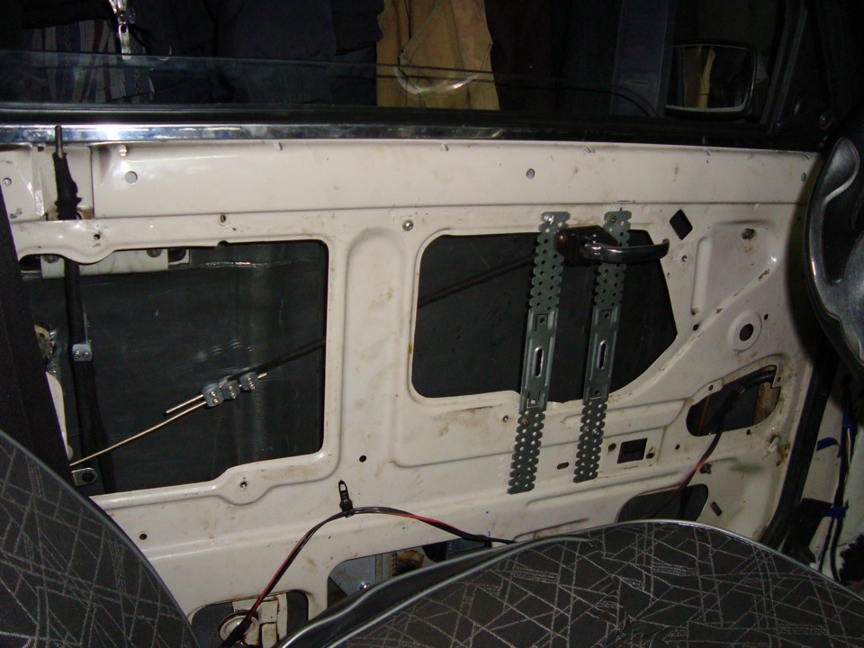 Перенос внутренних ручек открывания дверей — Lada 2107, 1,5 л, 1995 года |  тюнинг | DRIVE2