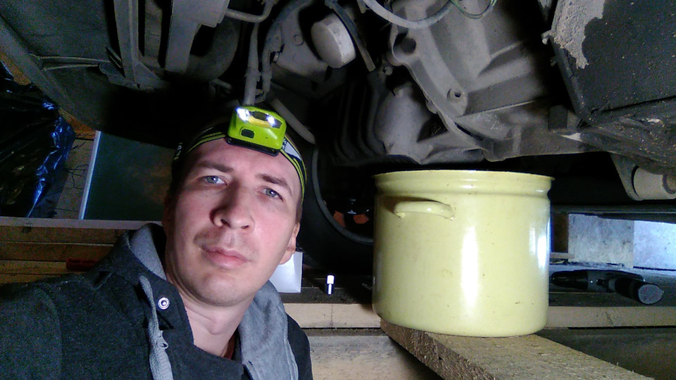 Поменял таки масло. сам. — Ford Fusion, 1,6 л, 2006 года | расходники ...