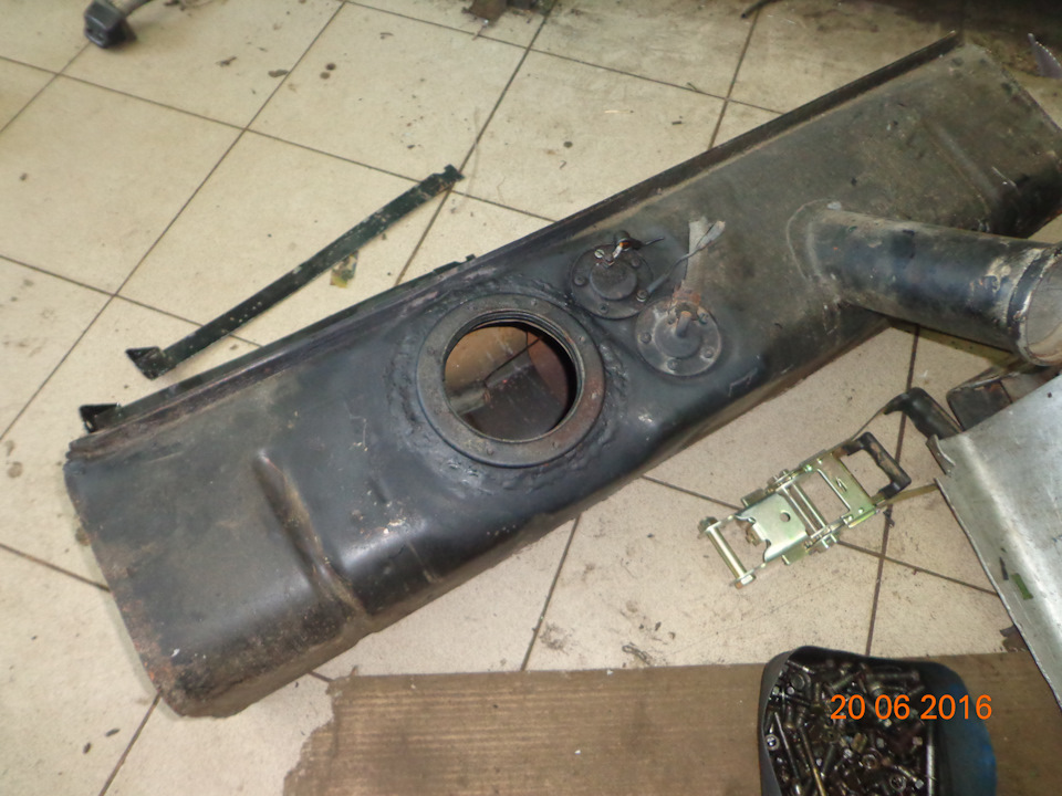 БЕНЗОБАК — УАЗ 31519, 2,2 л, 1998 года | аксессуары | DRIVE2