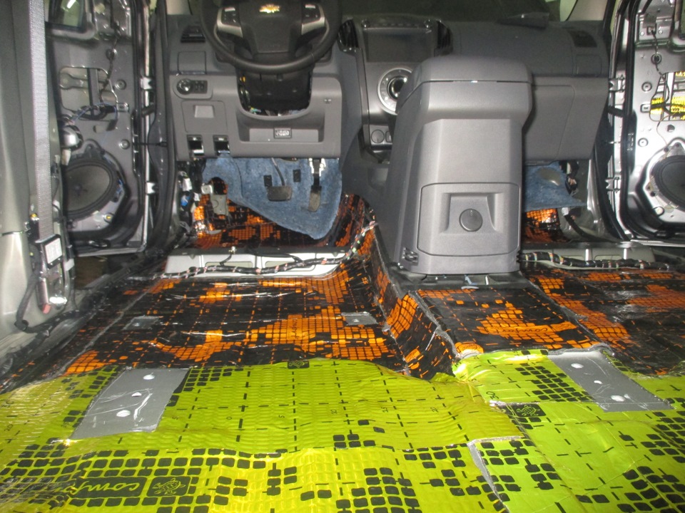 Шумоизоляция дверей шевроле круз. Шумоизоляция шевроле круз седан. Шумоизоляция trailblazer 2008. Шумоизоляция trailblazer 2008. Шумоизоляция багажника шевроле кобальт.