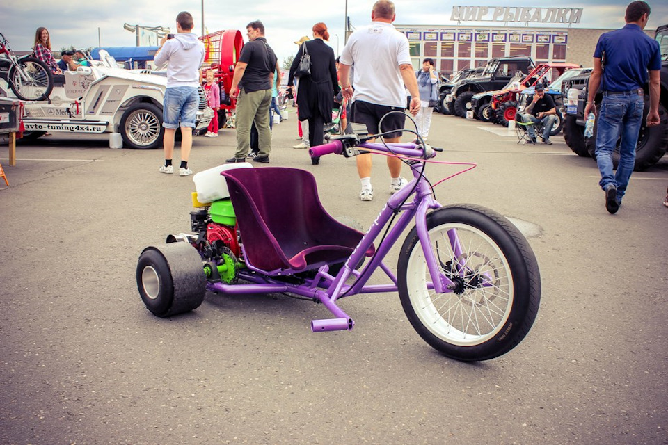 Big wheel trike best sale