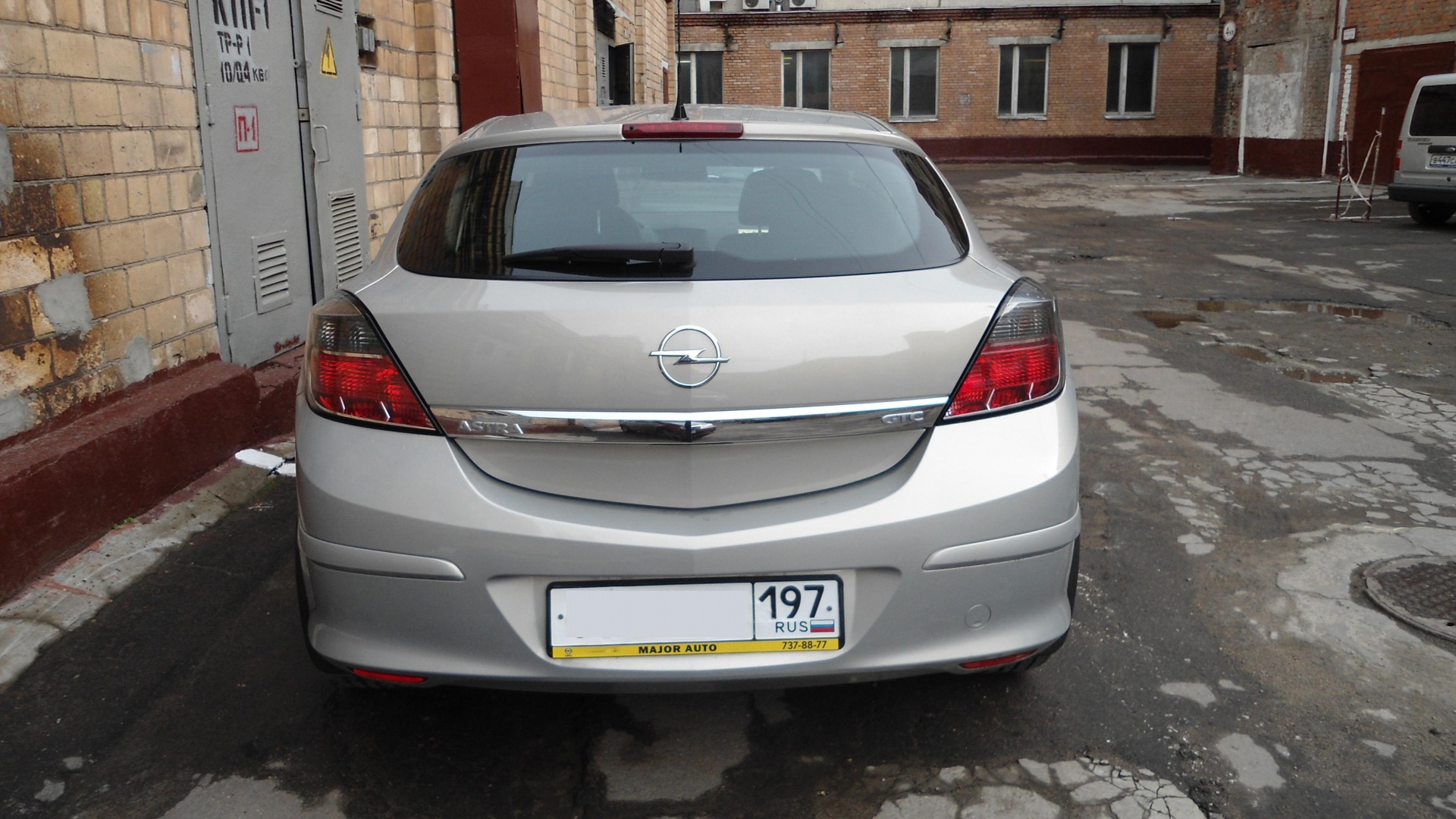 Opel Astra H GTC 1.6 бензиновый 2010 | Мой Астон Мартин на DRIVE2