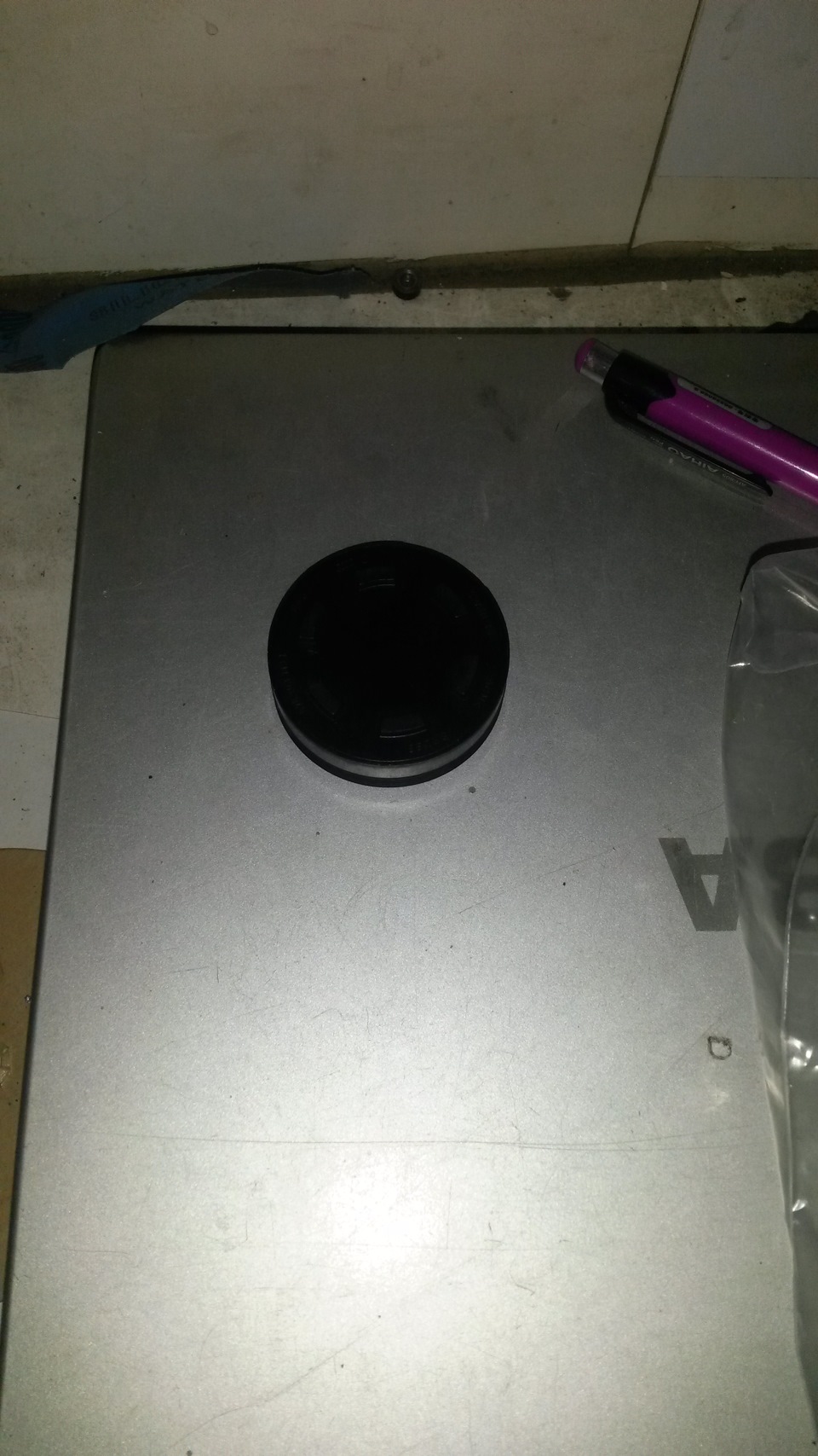 Замена заглушек отверстий в головке блока цилиндров — Audi A4 Avant (B5 ...