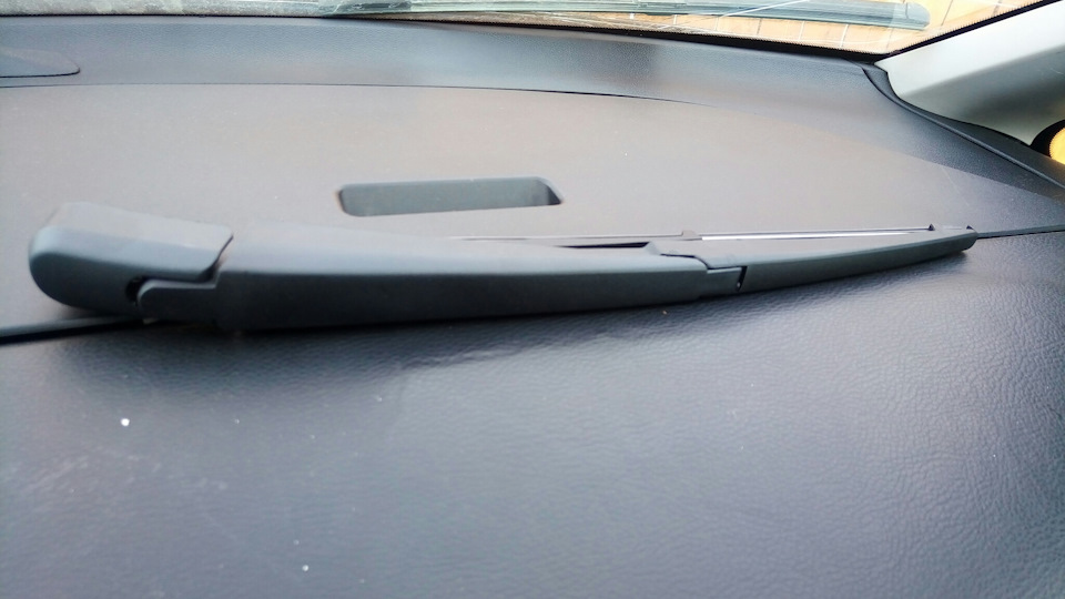 Задний дворник от Tigo на C-Max — Ford C-Max I, 2 л, 2005 года ...