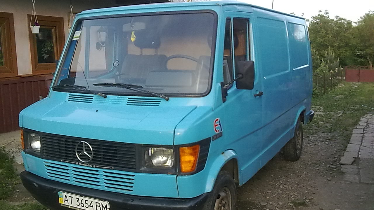 Mb 410. Мерседес Бенц т1. Mercedes Benz t1 207d. Мерседес т2 410д. Мерседес бус 207.