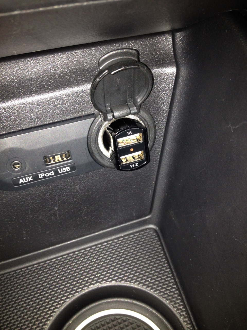 Как снять usb розетку на киа к5