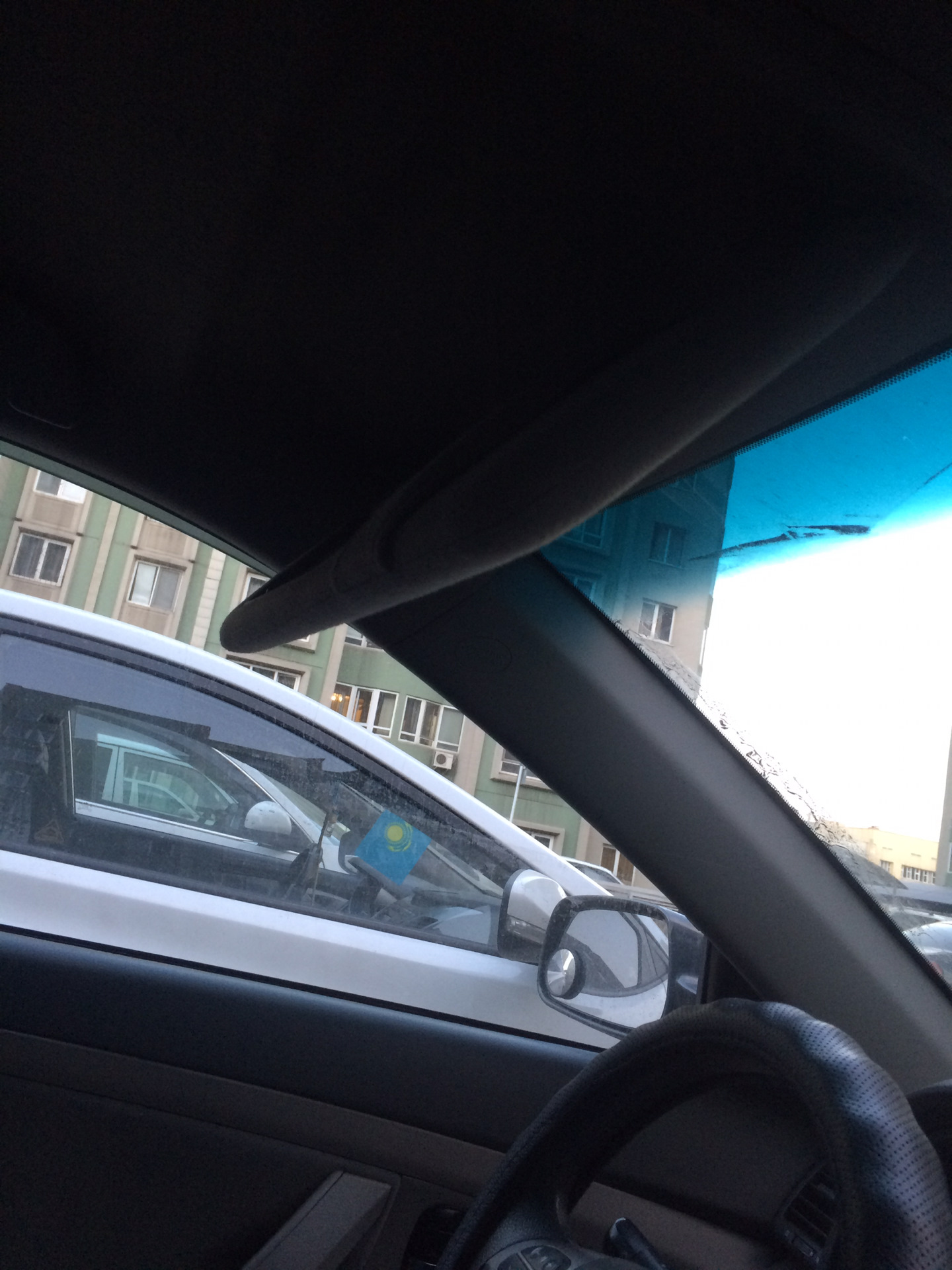 Ребята Help! Козырек не держится — Toyota Camry (XV40), 2,5 л, 2009 ...