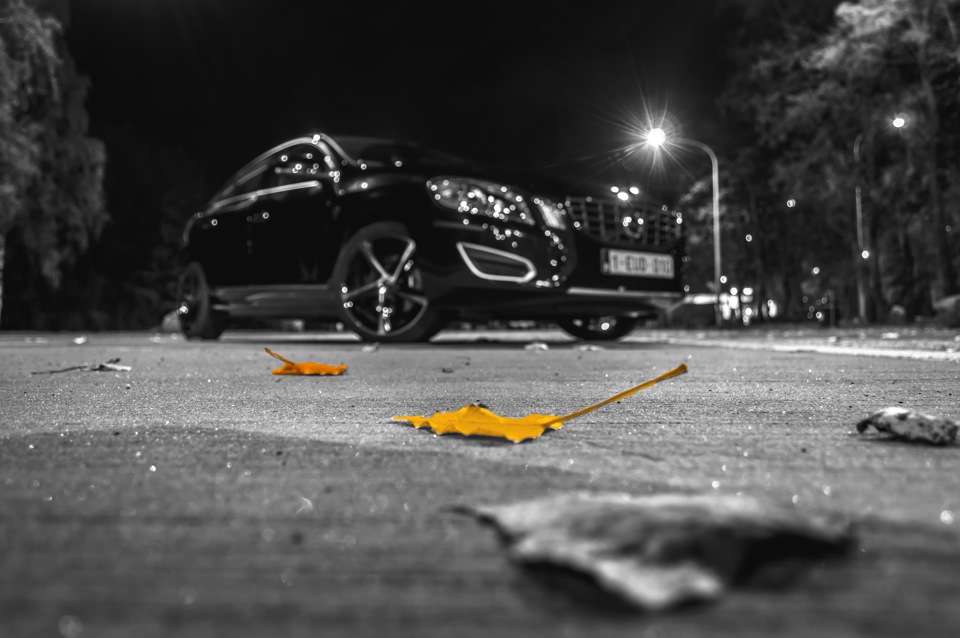 Черно — белая лучше, чем желтая ))) — Volvo S60 (2G), 2 л, 2012 года ...