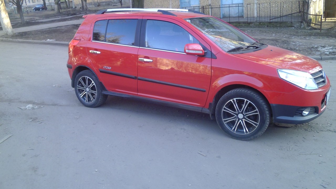 Geely MK Cross 1.5 бензиновый 2012 | на DRIVE2