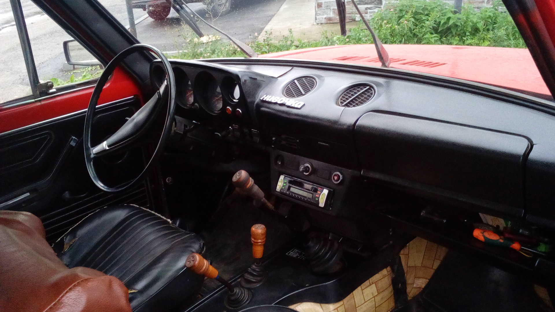 Lada 4x4 3D 1.6 бензиновый 1983 | красный жып)) на DRIVE2