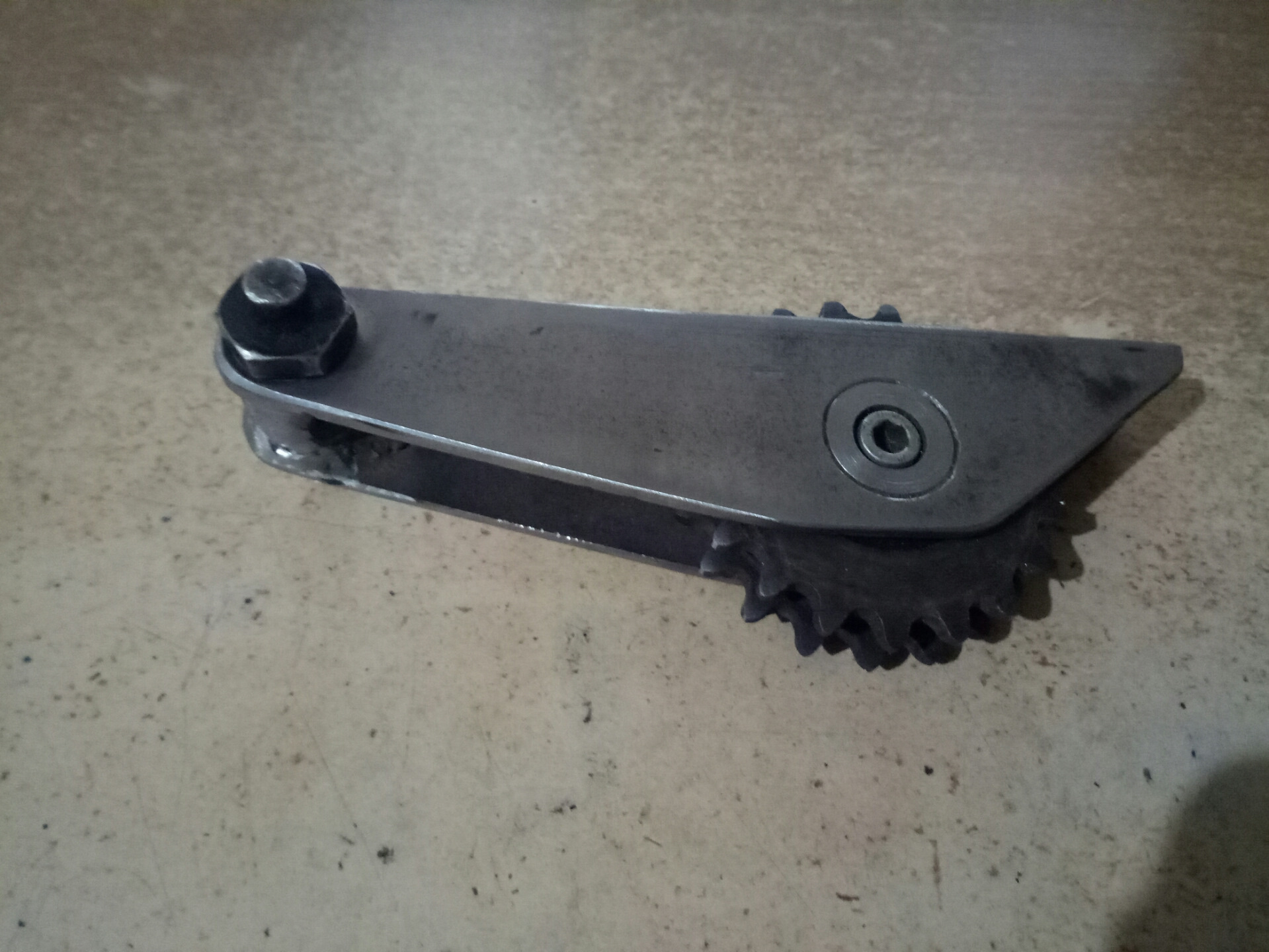 Шестеренчатый башмак натяжителя ваз 2106 — Lada 2106, 1,5 л, 1986 года ...