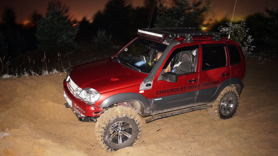 Chevrolet niva trophy