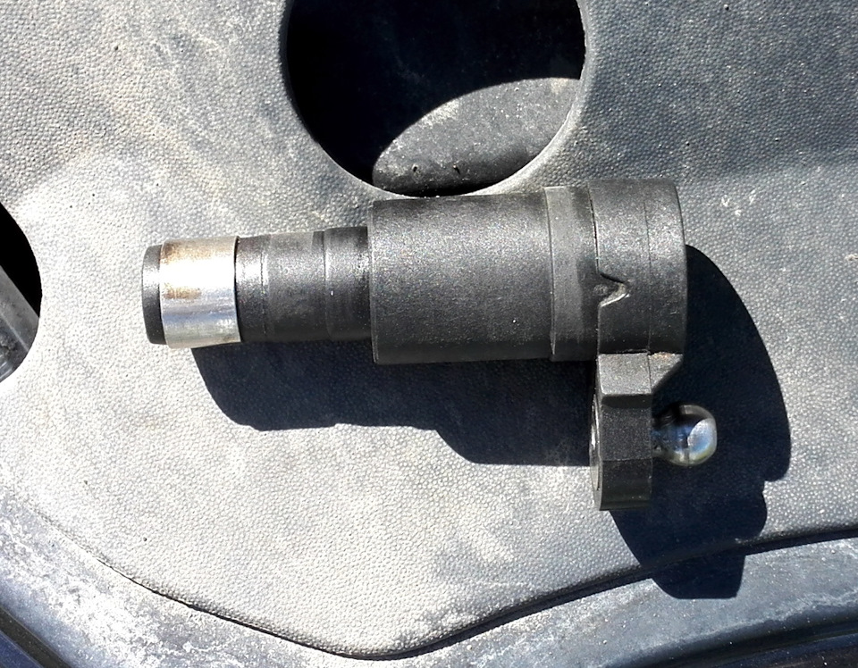 Ремонт заслонки во впускном коллекторе — SEAT Leon FR (Mk2), 2 л, 2012 ...