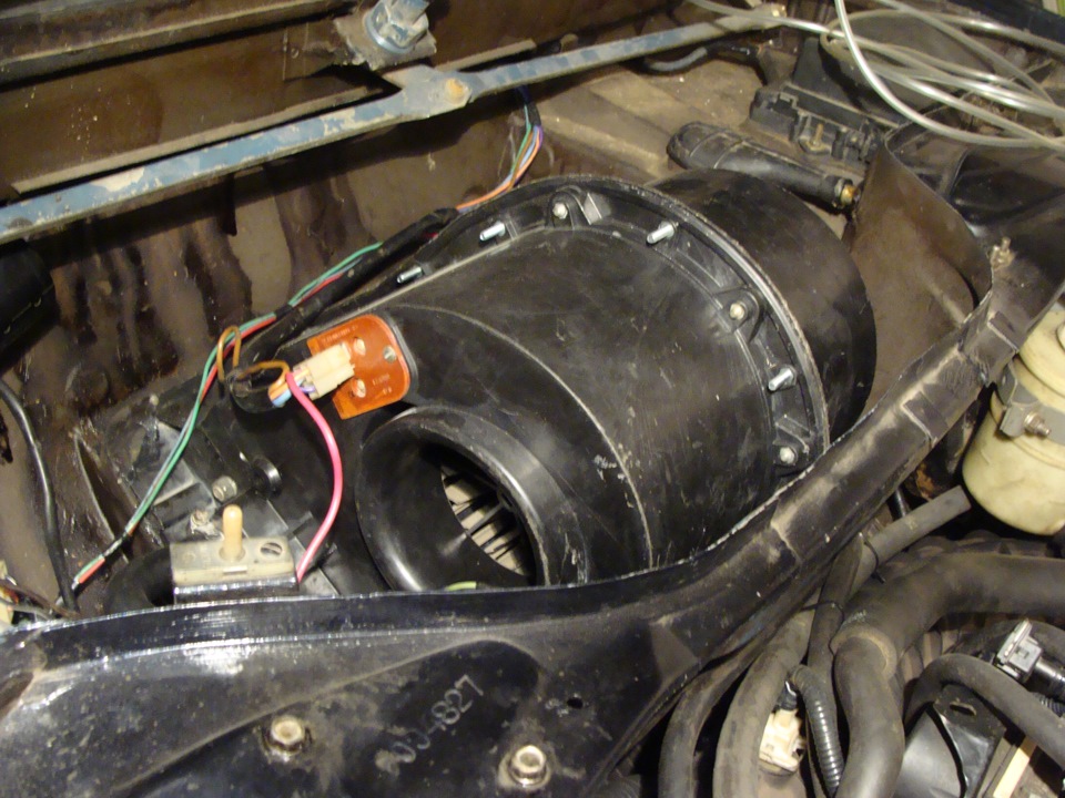 AUDI-расширительный бачек, BMW-мотор дворников, Волжский сигнал ...