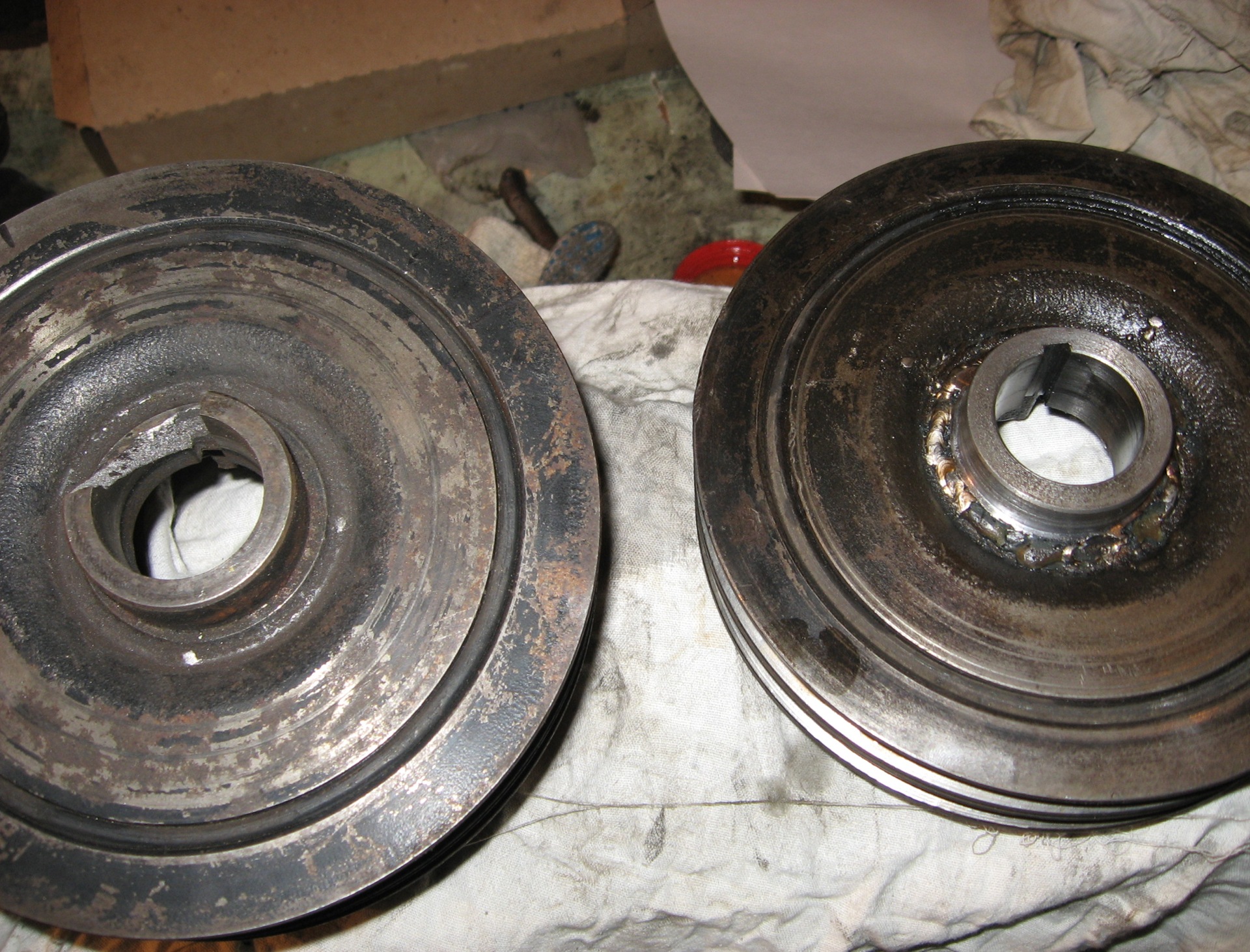 Fitting 4 pulley landing - Toyota HiAce 24 L 1992