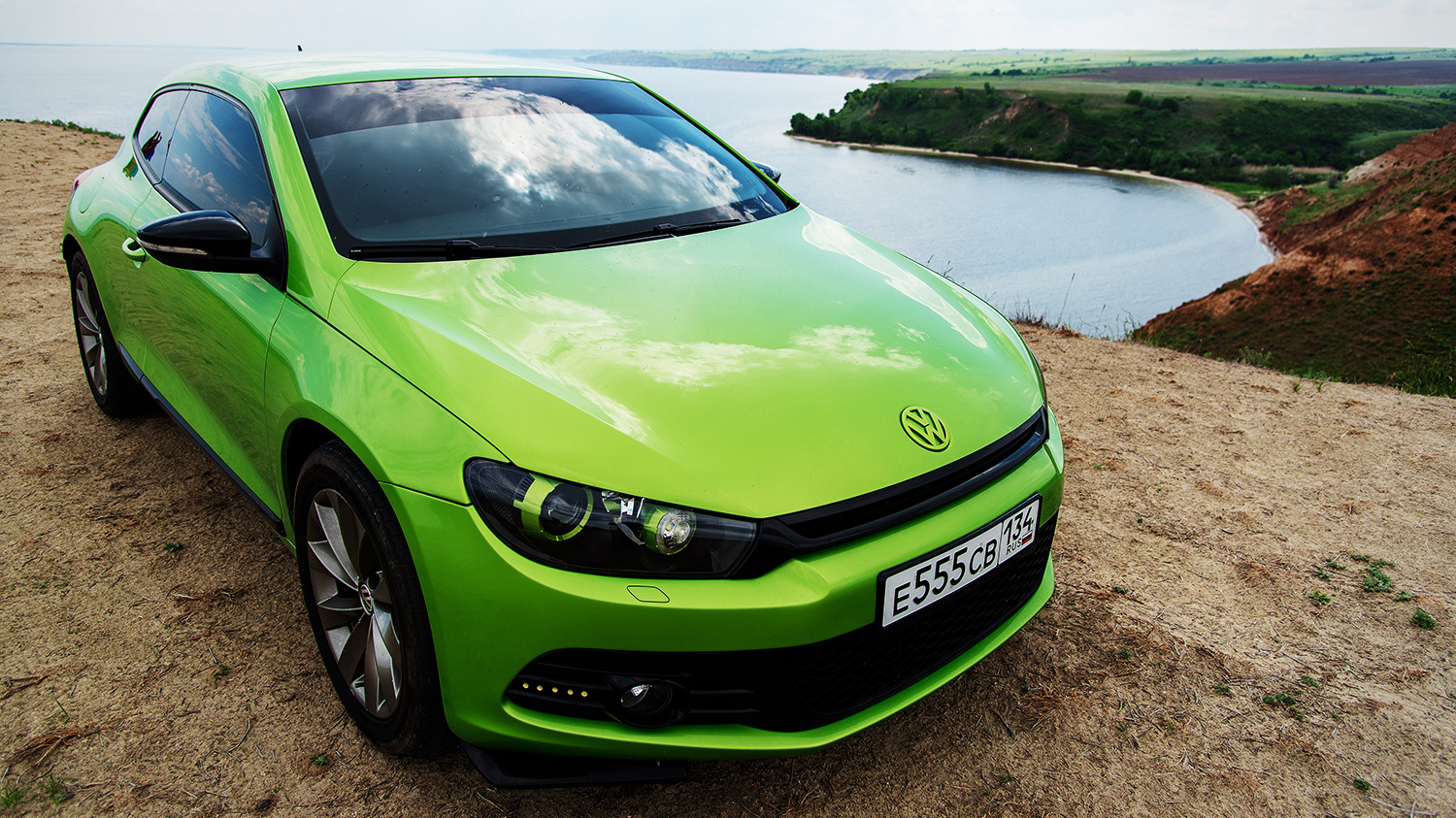 Фольксваген Scirocco цвет хаки