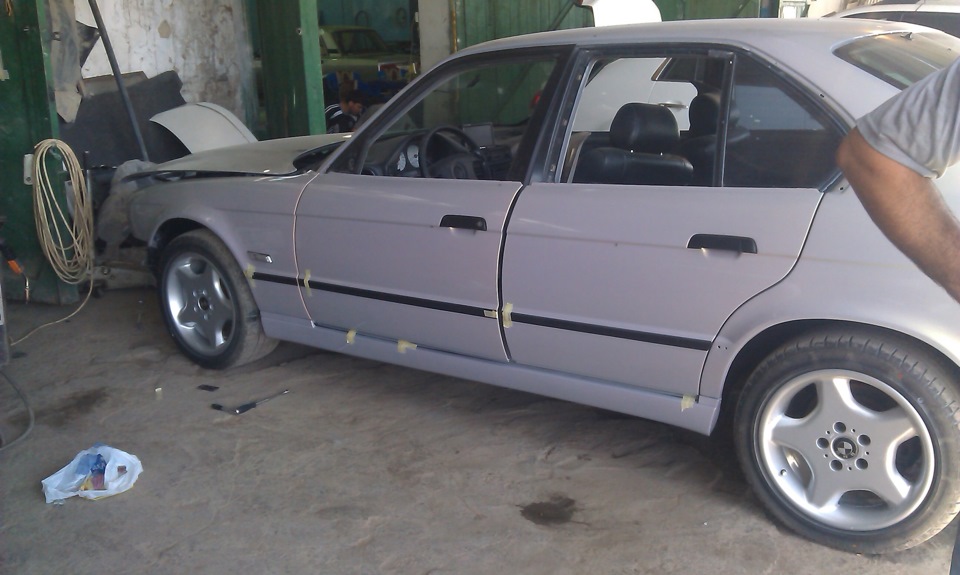 Покраска в хамелеон Mipa — BMW 5 series (E34), 4,4 л, 1993 года ...