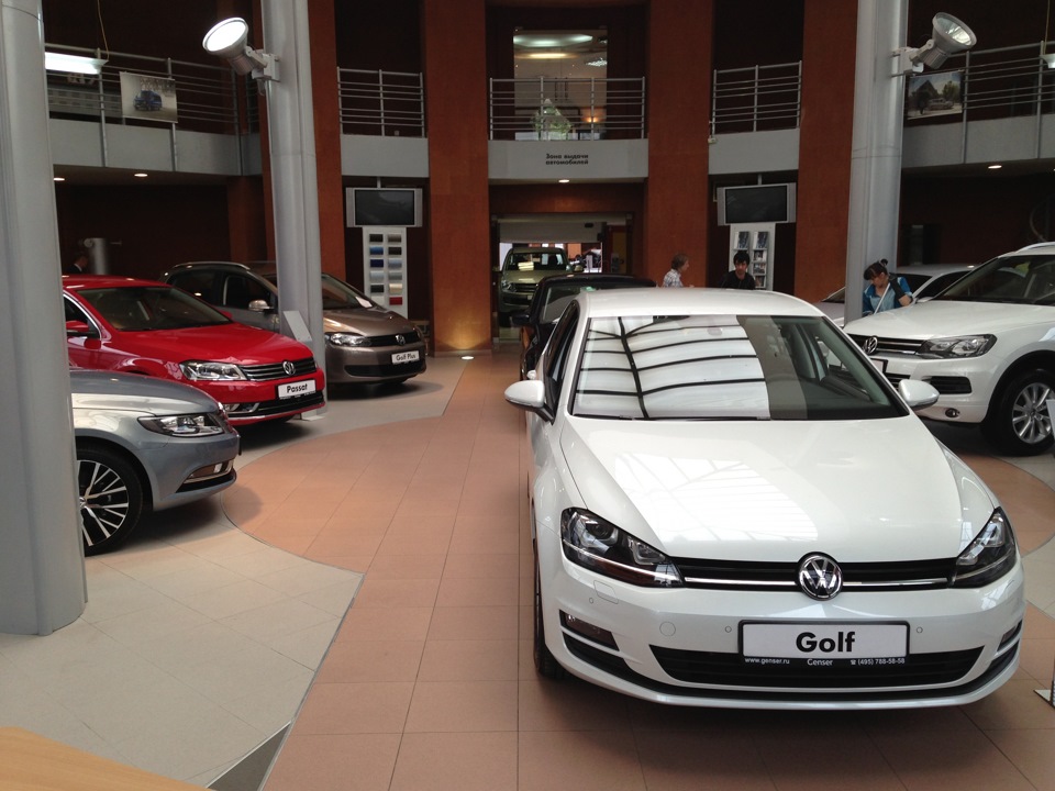 Теперь я сотрудник VW Дженсер Ясенево!) — Volkswagen Polo Sedan, 1,6 л ...