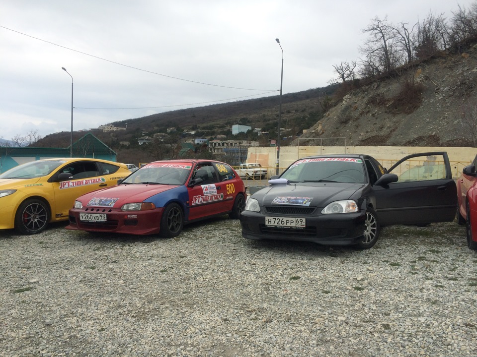 Фото в бортжурнале Honda Civic Hatchback (5G)