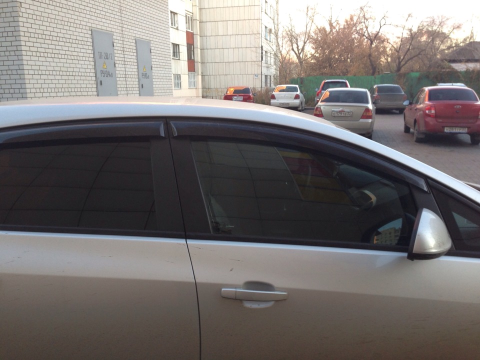 Каркасные шторки — Opel Astra J, 1,4 л, 2009 года | стайлинг | DRIVE2