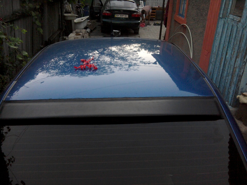 мини тюнинг мухи и рисниц и заднего козырька под карбон — Lada Калина ...