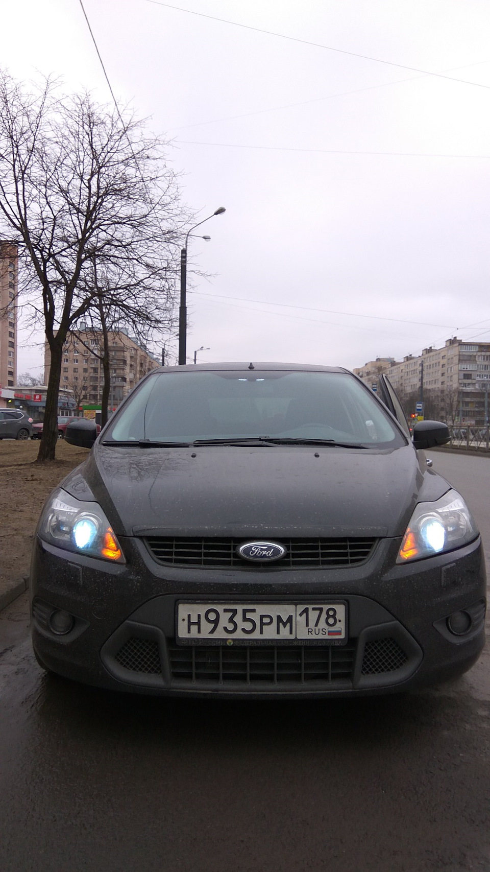 Американские габариты — Ford Focus II Hatchback, 1,6 л, 2008 года ...