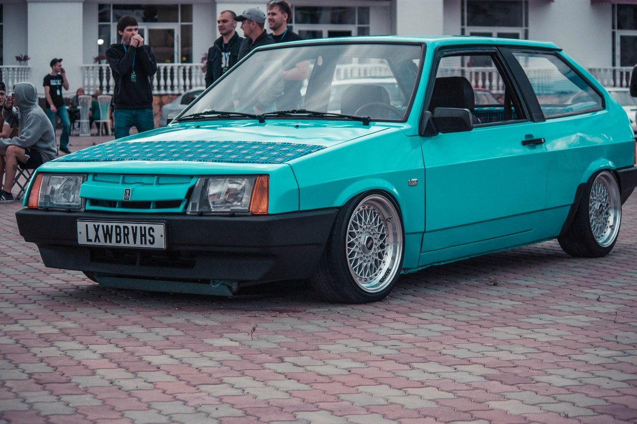 Lada 2109 stance