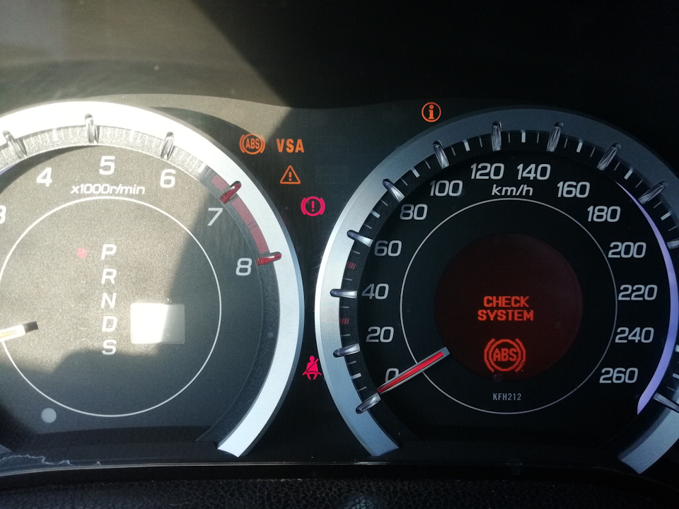 Прошу помощи. Check system TSA, VSA, ABS! — Honda Accord (8G), 2 л
