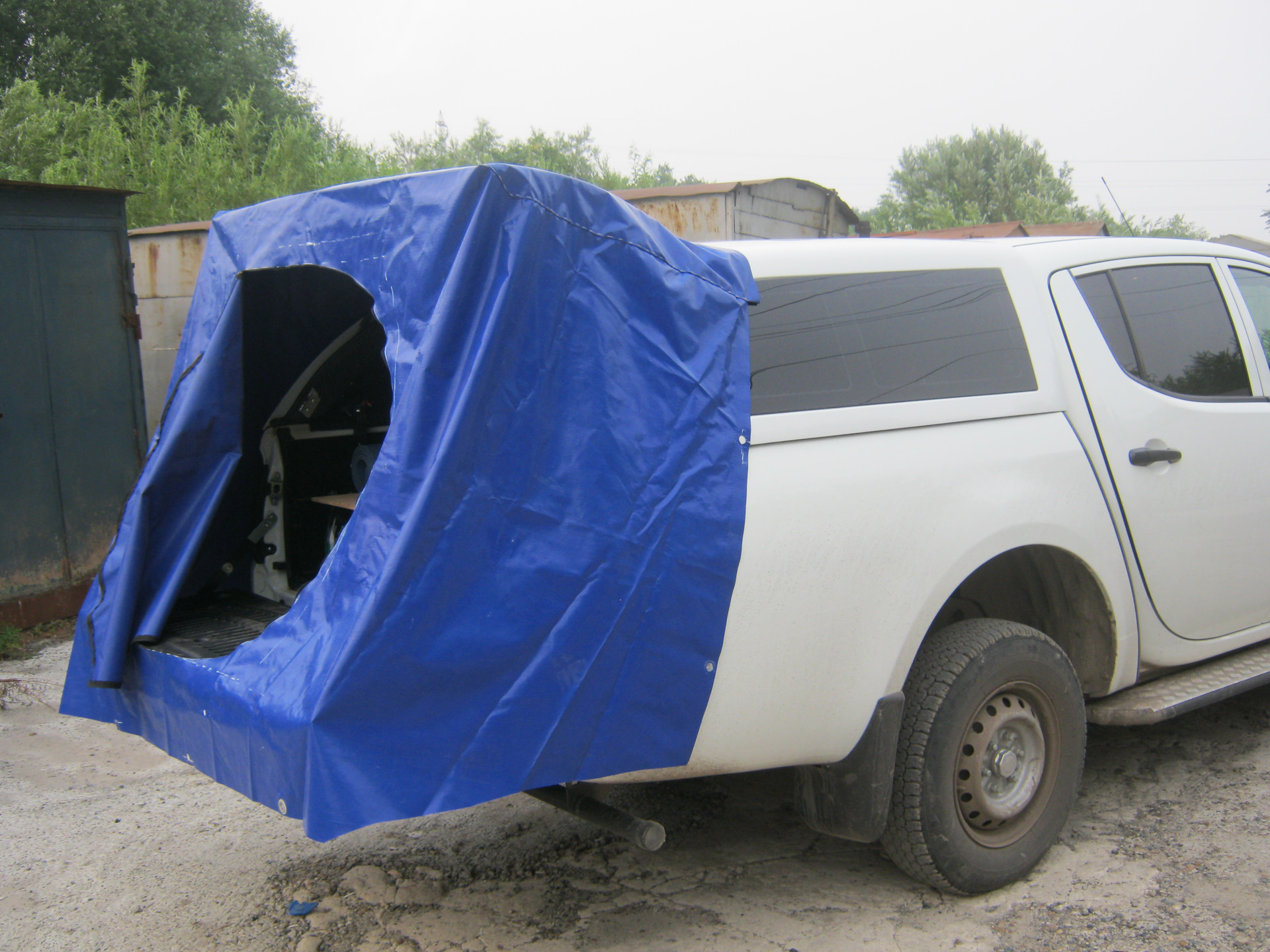 Универсальное назначение кузова или палатка из Mitsubishi L200 ...