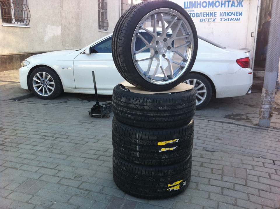 30 10 5. BMW колеса r20 295 30. BMW r20 295/30. 295 30 20 БМВ. 265/35 R20 295/30 r20.