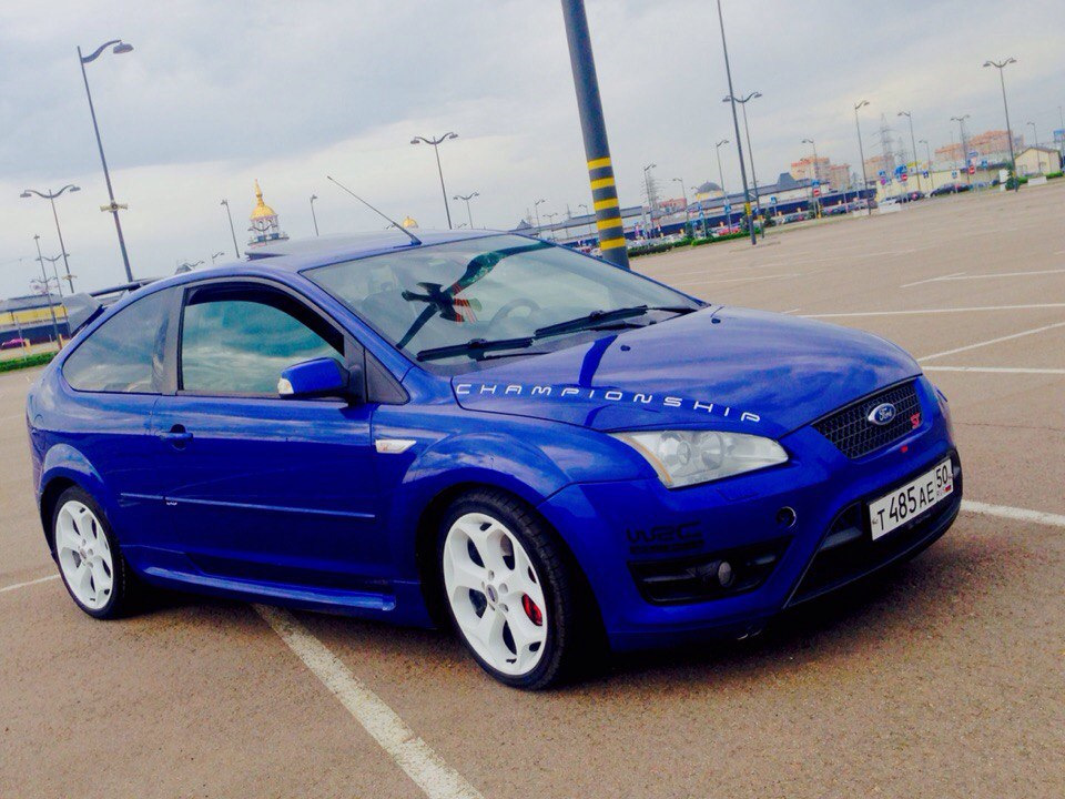 Ford Focus St 2 темно синий