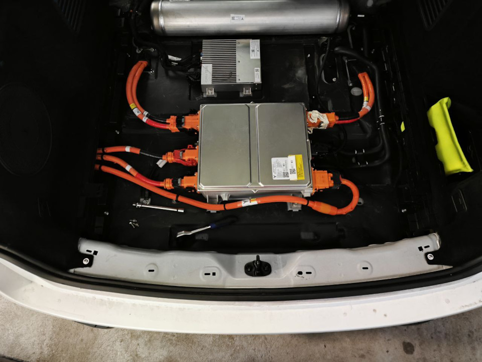 снятая накладка — Voyah Free