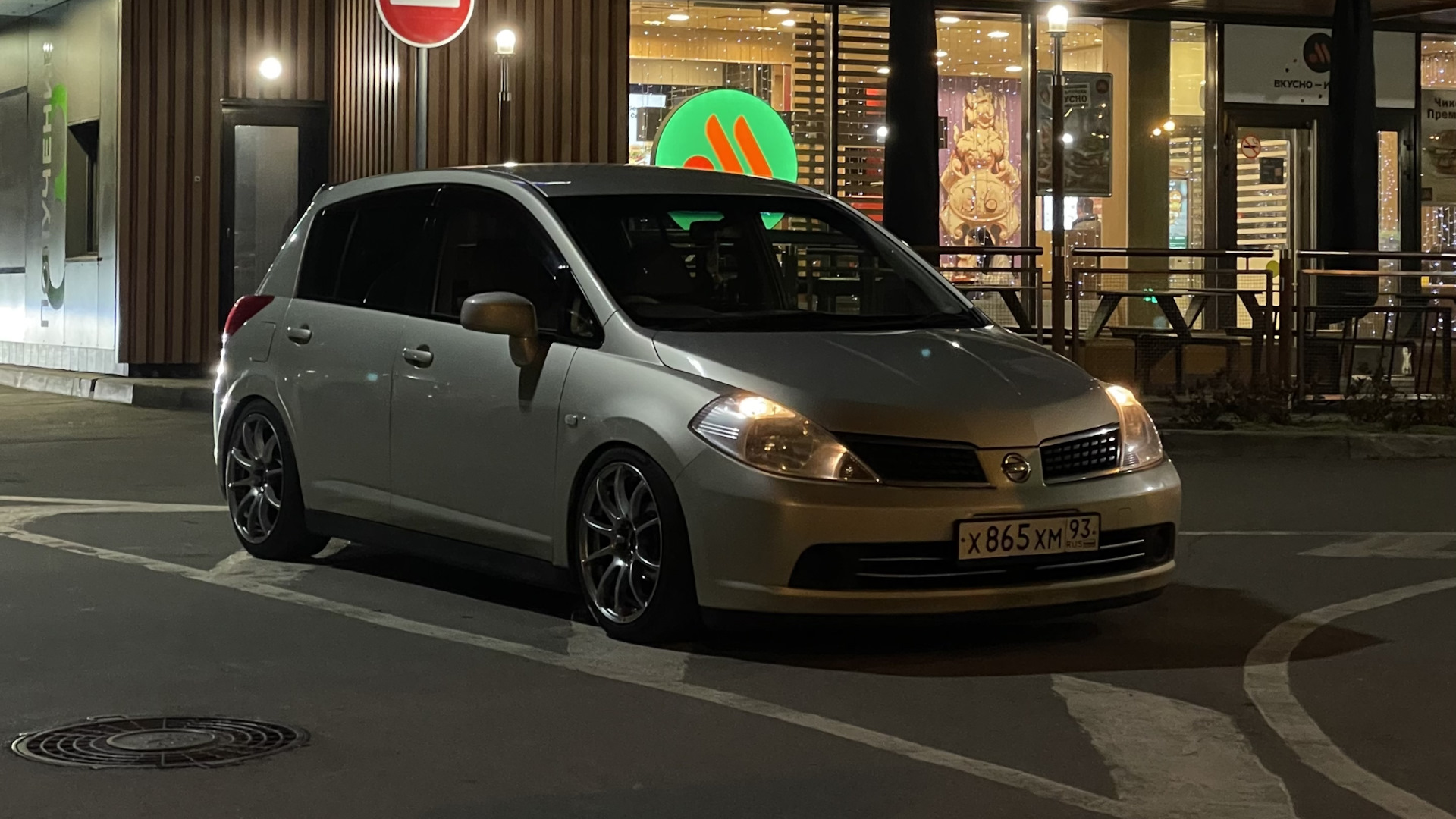 Nissan Tiida (1G) 1.5 бензиновый 2004 | гонка на DRIVE2