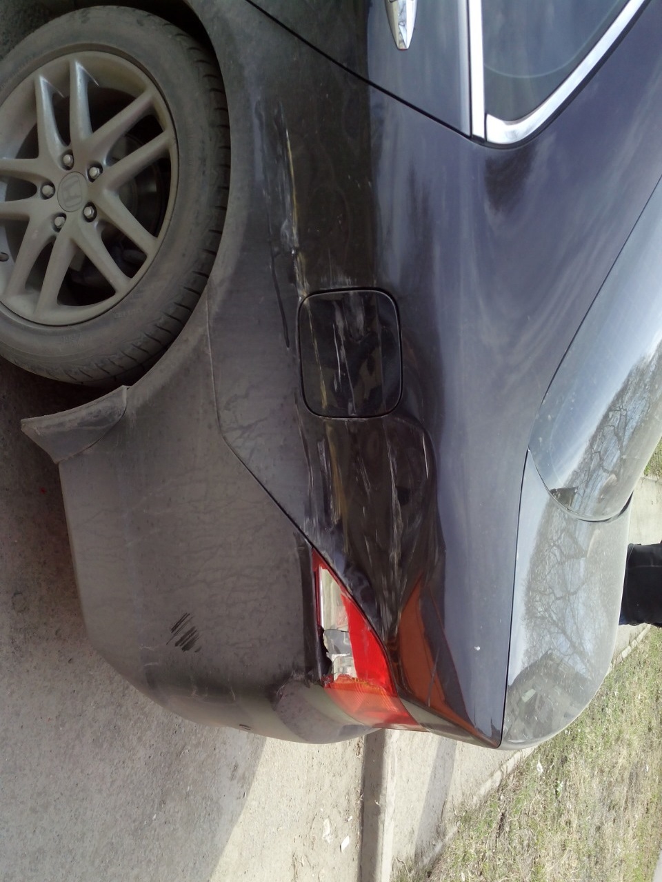 Вот такая вот неприятность. Нужен левый задний фонарь. — Honda Accord ...