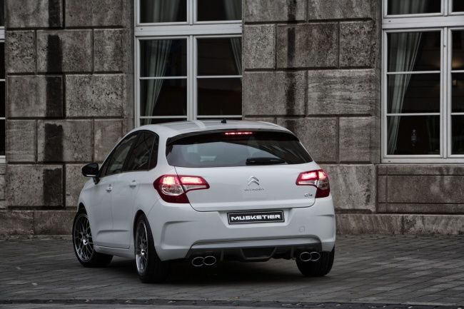 C2 4bc 4b2. Citroen c4 2011 Tuning. Ситроен с4 2012 обвес. Citroen c4 2012.