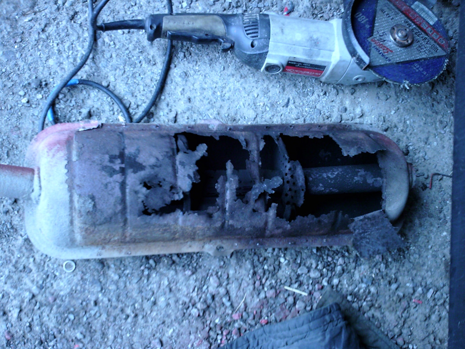 Разорвало глушитель — Lada 4x4 3D, 1,6 л, 1991 года | своими руками ...