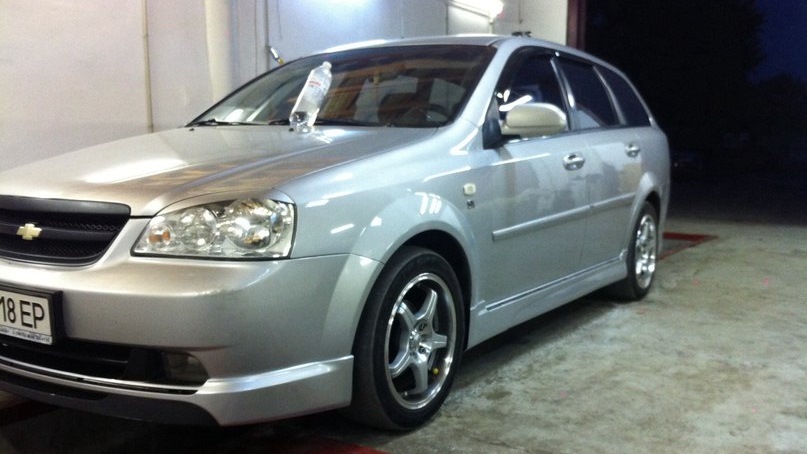 Спойлер на Wagon Chevrolet Lacetti SW