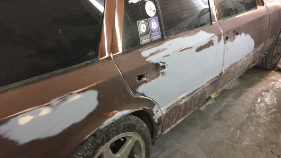 Фото в бортжурнале Mercedes-Benz E-Class Estate (S124)